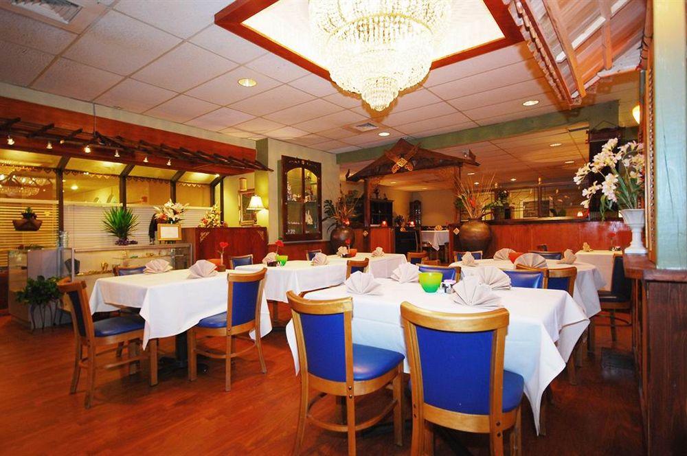 Hotel Magnuson Grand Columbus North Extérieur photo
