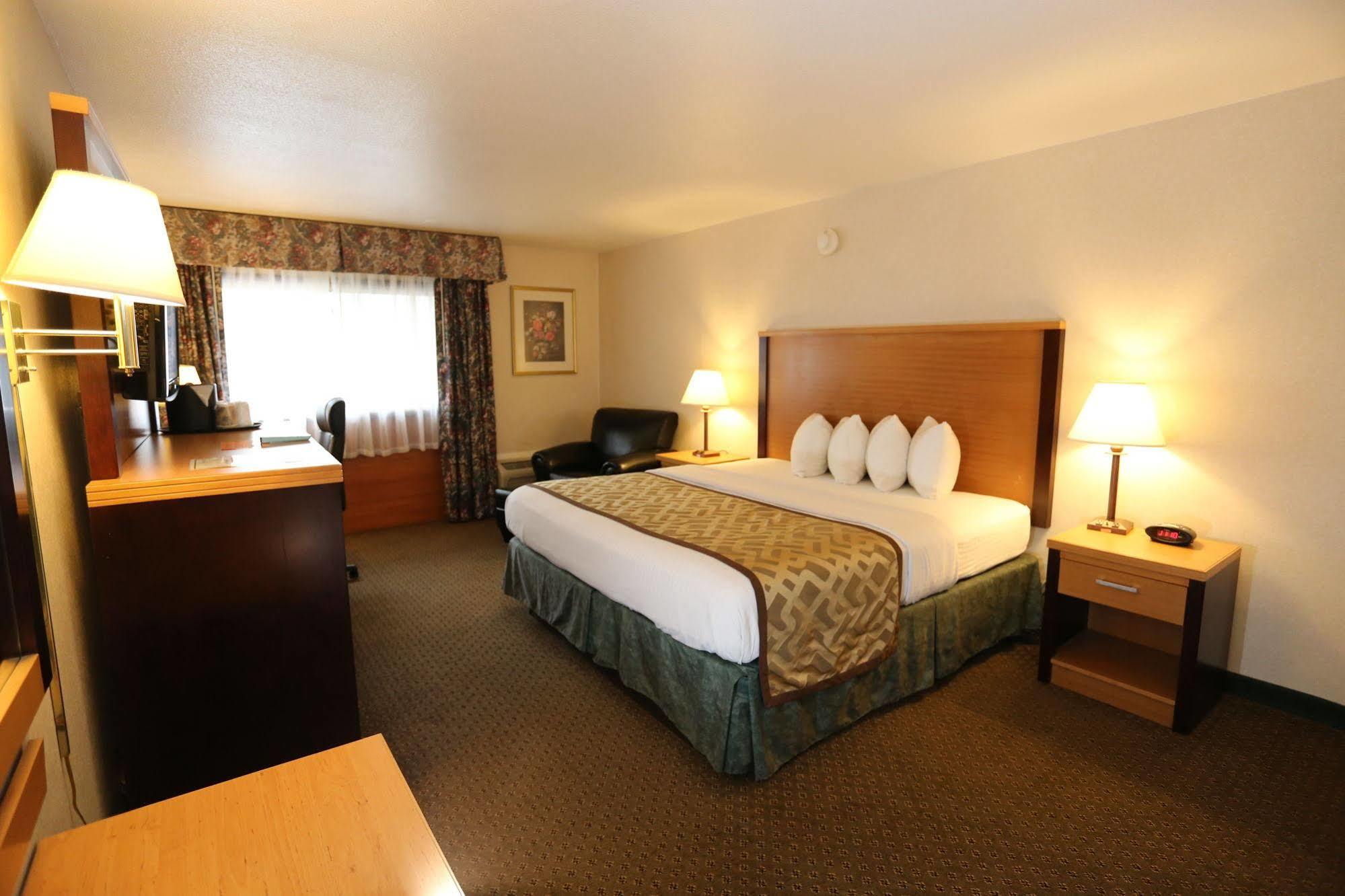 Hotel Magnuson Grand Columbus North Extérieur photo
